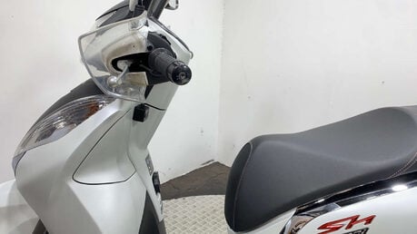 Honda SH300i 300 Scooter Petrol CVT Euro 4 (26 ps) 35