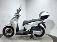 Honda SH300i 300 Scooter Petrol CVT Euro 4 (26 ps) 25