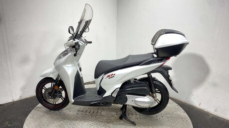 Honda SH300i 300 Scooter Petrol CVT Euro 4 (26 ps) 47