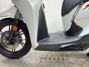 Honda SH300i 300 Scooter Petrol CVT Euro 4 (26 ps) 36