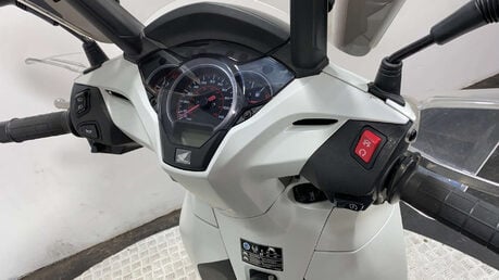Honda SH300i 300 Scooter Petrol CVT Euro 4 (26 ps) 16