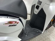Honda SH300i 300 Scooter Petrol CVT Euro 4 (26 ps) 13