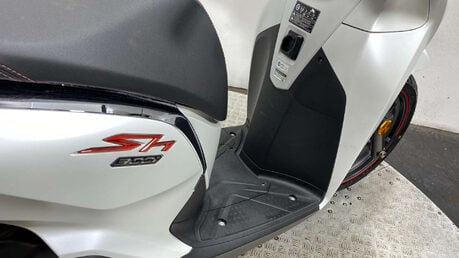 Honda SH300i 300 Scooter Petrol CVT Euro 4 (26 ps) 13