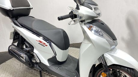 Honda SH300i 300 Scooter Petrol CVT Euro 4 (26 ps) 21