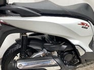 Honda SH300i 300 Scooter Petrol CVT Euro 4 (26 ps) 8