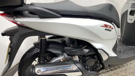 Honda SH300i 300 Scooter Petrol CVT Euro 4 (26 ps) 8