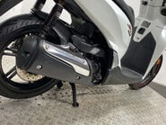Honda SH300i 300 Scooter Petrol CVT Euro 4 (26 ps) 6