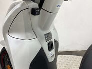 Honda SH300i 300 Scooter Petrol CVT Euro 4 (26 ps) 44