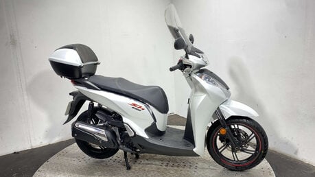 Honda SH300i 300 Scooter Petrol CVT Euro 4 (26 ps) 24
