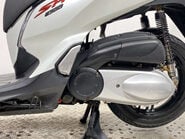 Honda SH300i 300 Scooter Petrol CVT Euro 4 (26 ps) 38