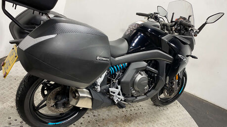 cf moto GT GRAND TOURING 2021 20K FULL PANNIERS 3