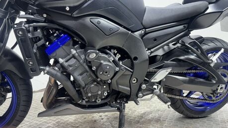 Yamaha FZ8 FAZER 2013 22K NEW MOT FULLY SERVICED NAKED BIKE 8
