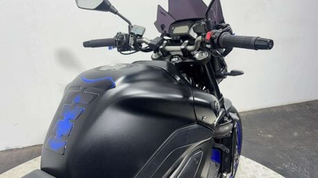Yamaha FZ8 FAZER 2013 22K NEW MOT FULLY SERVICED NAKED BIKE 17
