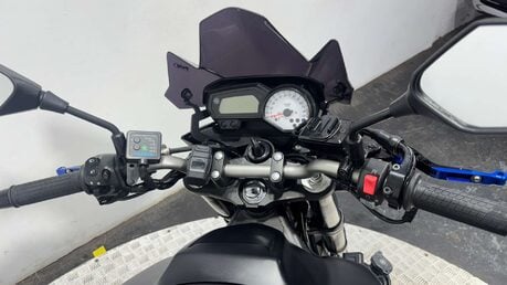 Yamaha FZ8 FAZER 2013 22K NEW MOT FULLY SERVICED NAKED BIKE 23