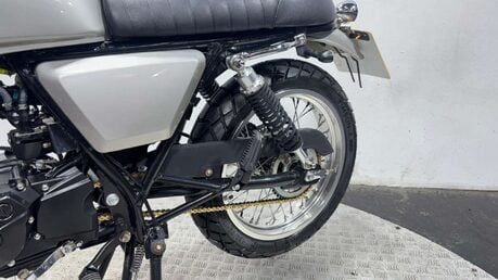 Herald Motor Co Classic 300 MILES NEW MOT 2020 125CC 7