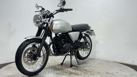 Herald Motor Co Classic 300 MILES NEW MOT 2020 125CC 17