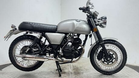 Herald Motor Co Classic 300 MILES NEW MOT 2020 125CC 1