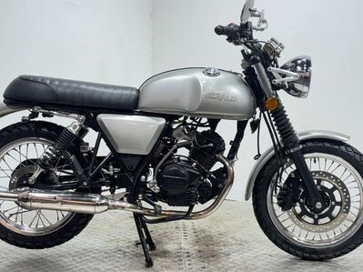 Herald Motor Co Classic 300 MILES NEW MOT 2020 125CC