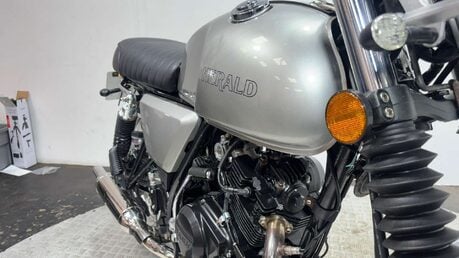 Herald Motor Co Classic 300 MILES NEW MOT 2020 125CC 15