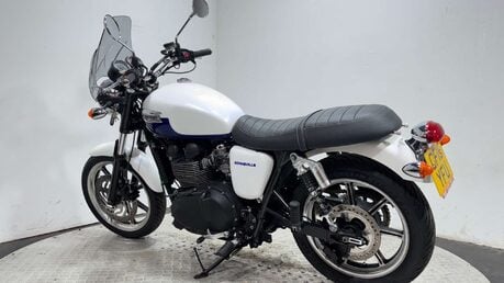 Triumph Bonneville 2015 32K NEW MOT SERVICED RETRO 5