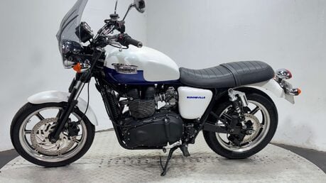 Triumph Bonneville 2015 32K NEW MOT SERVICED RETRO 6