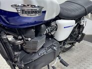 Triumph Bonneville 2015 32K NEW MOT SERVICED RETRO 18