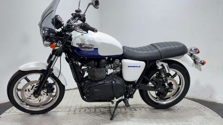 Triumph Bonneville 2015 32K NEW MOT SERVICED RETRO 6