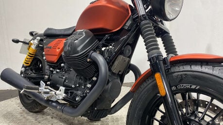 Moto Guzzi V9 2019 ONLY 1K NEW MOT SERVICED 18