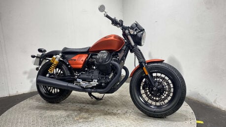 Moto Guzzi V9 2019 ONLY 1K NEW MOT SERVICED 28