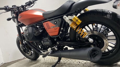 Moto Guzzi V9 2019 ONLY 1K NEW MOT SERVICED 32