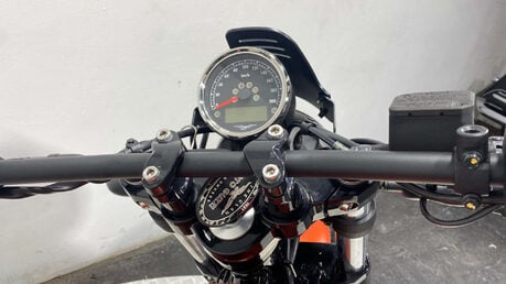 Moto Guzzi V9 2019 ONLY 1K NEW MOT SERVICED 26