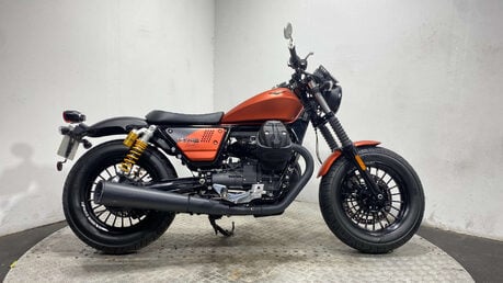 Moto Guzzi V9 2019 ONLY 1K NEW MOT SERVICED 1