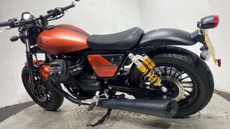 Moto Guzzi V9 2019 ONLY 1K NEW MOT SERVICED 43