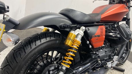 Moto Guzzi V9 2019 ONLY 1K NEW MOT SERVICED 6