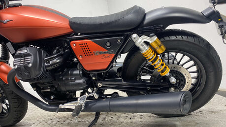 Moto Guzzi V9 2019 ONLY 1K NEW MOT SERVICED 44