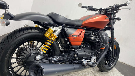 Moto Guzzi V9 2019 ONLY 1K NEW MOT SERVICED 3