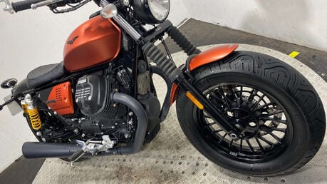 Moto Guzzi V9 2019 ONLY 1K NEW MOT SERVICED 17