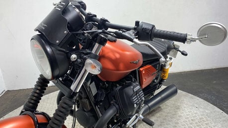 Moto Guzzi V9 2019 ONLY 1K NEW MOT SERVICED 37
