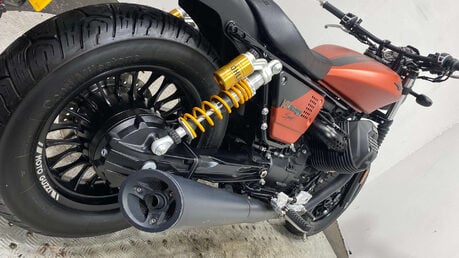 Moto Guzzi V9 2019 ONLY 1K NEW MOT SERVICED 31