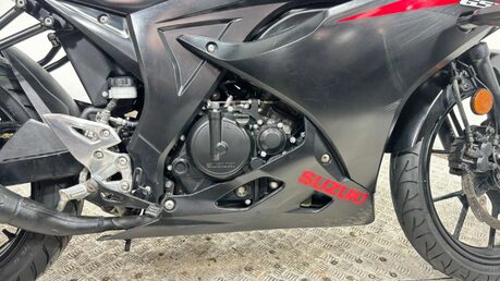 Suzuki GSX-R125 2018 21K NEW MOT WARRANTY SPORTS 125CC 17
