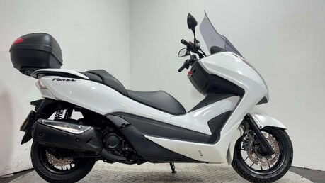 Honda Forza 2013 25K NEW MOT WARRANTY MAXI SCOOTER 1