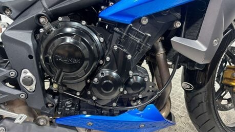 Triumph Street Triple 2013 18K VERY CLEAN WARRANTY 675CC 20