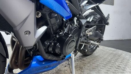 Triumph Street Triple 2013 18K VERY CLEAN WARRANTY 675CC 7