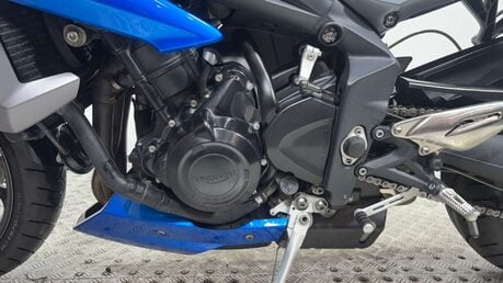 Triumph Street Triple 2013 18K VERY CLEAN WARRANTY 675CC 14