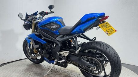 Triumph Street Triple 2013 18K VERY CLEAN WARRANTY 675CC 5