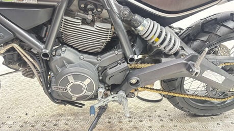 Ducati Scrambler 800 2016 ONLY 2K SERVICED NEW MOT 803CC 18
