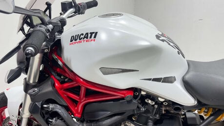 Ducati Monster 821 2015 2K LEO VINCE EXHAUST MEGA CLEAN NAKED 25