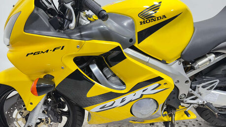Honda CBR 2001 32K VERY CLEAN NEW MOT WARRANTY 14