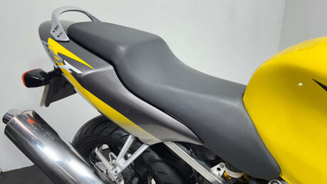 Honda CBR 2001 32K VERY CLEAN NEW MOT WARRANTY 24