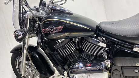 Kawasaki VN 800 CLASSIC 2006 ONLY 6K NEW MOT CRUISER 49